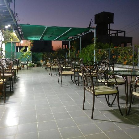Aashiyana Inn Nášik Exteriér fotografie